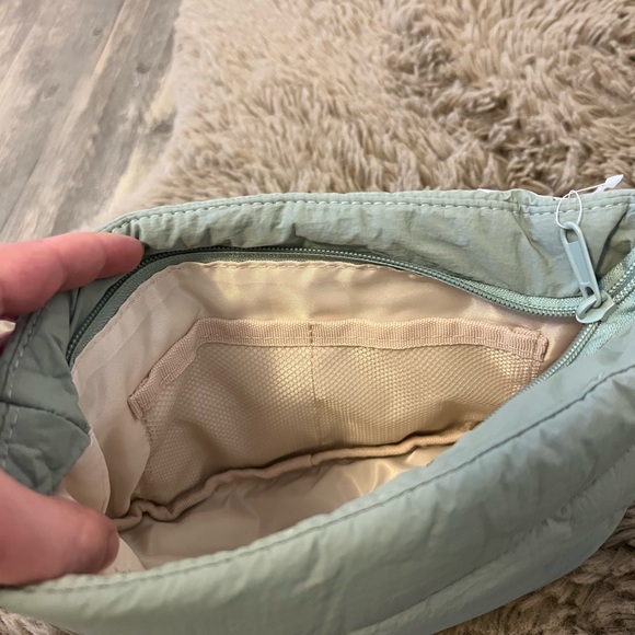 Sage Green Puffy Makeup Bag - Picture 3 of 4